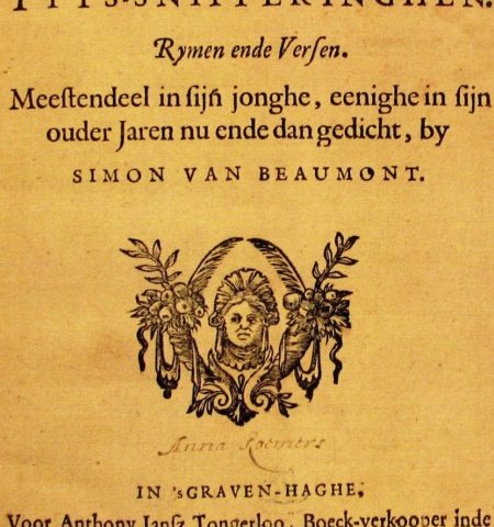 Titelpagina van de eerste uitgave van Horae Succisivae met hierop de handtekening van Anna Roemers (Koninklijke Bibliotheek Den Haag, 30 D 11).