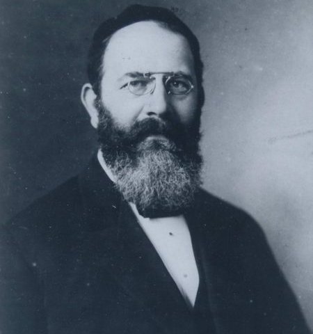 Portretfoto van Samuel Dasberg, rabbijn van de Dordtse joodse gemeente.