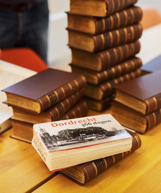Christine Reehorst - Boeken in de studiezaal - 2023